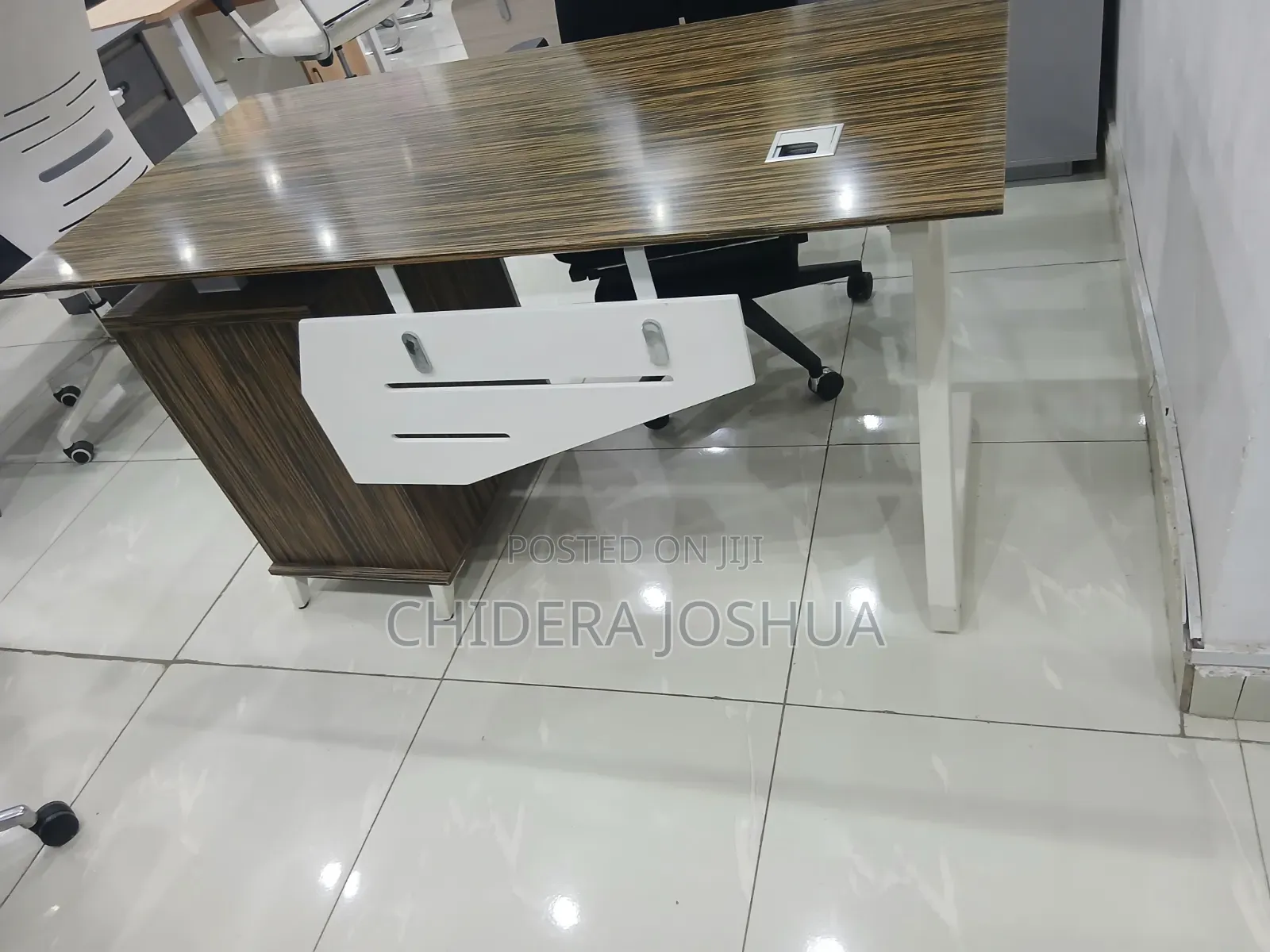 Office Table 1.4 Meter Table
