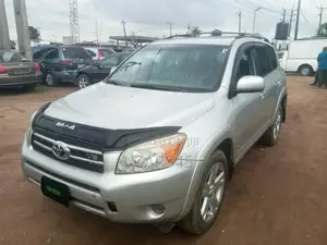 Toyota RAV4 4x4 2009 Silver