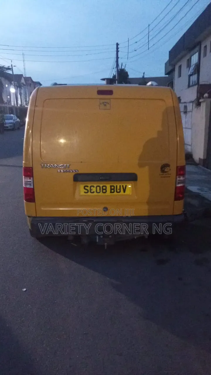 Ford Transit 2008 Yellow