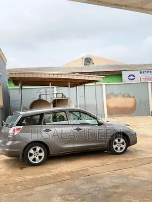 Toyota Matrix 2006 Gray