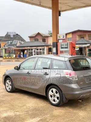 Toyota Matrix 2006 Gray
