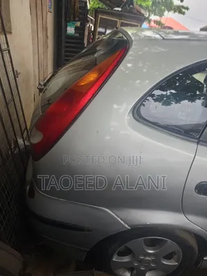 Nissan Almera 2005 Silver