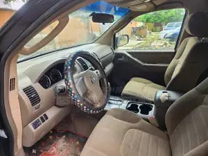 Nissan Pathfinder 2007 Black