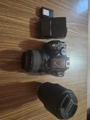 Nikon D5200 DSLR Camera
