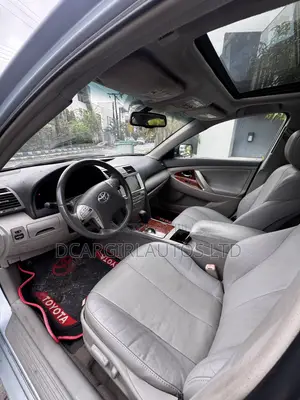 Toyota Camry XLE V6 4dr Sedan (3.5L 6cyl 6AM) 2009 Blue