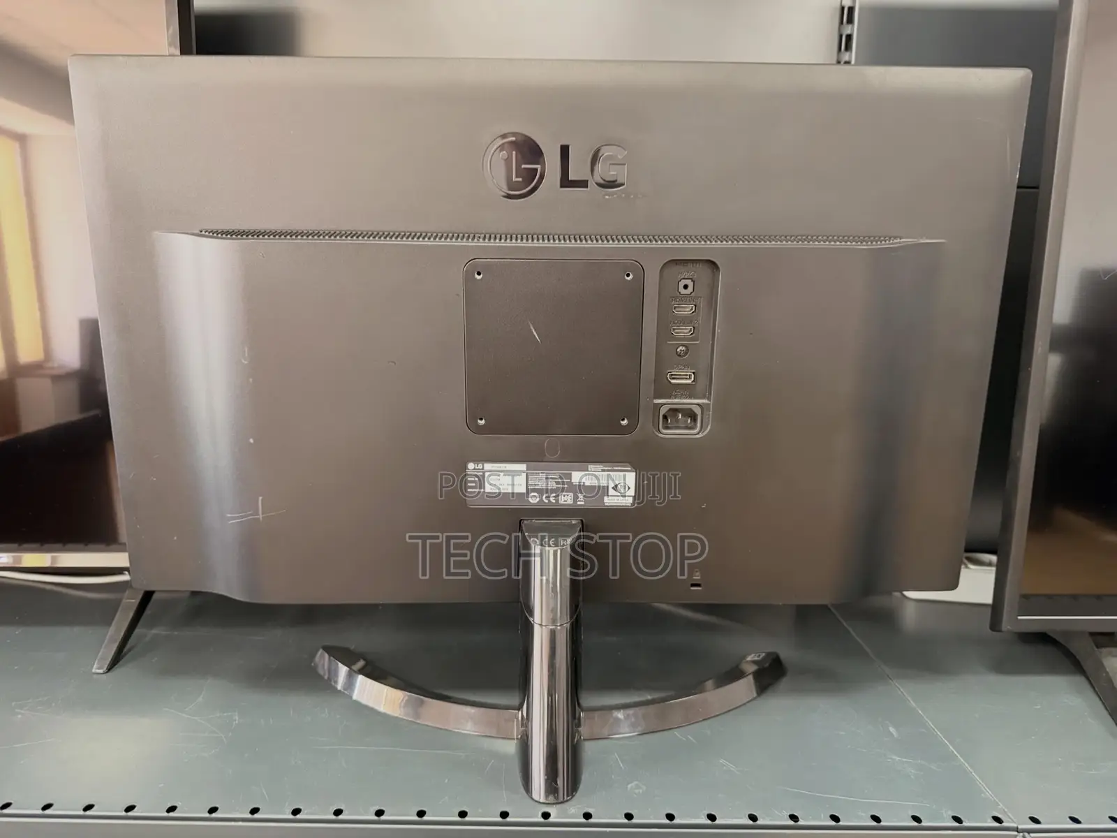 Lg 27ud58-B