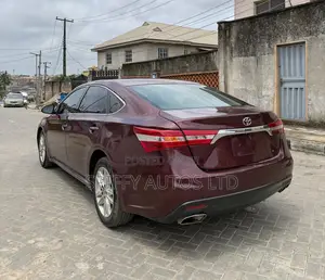 Toyota Avalon XLE 4dr Sedan (3.5L 6cyl 6A) 2014 Burgundy