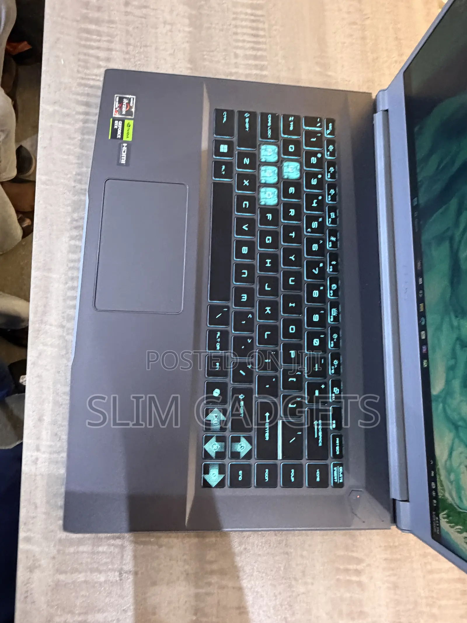 Laptop MSI 16GB AMD Ryzen 7 SSD 512GB