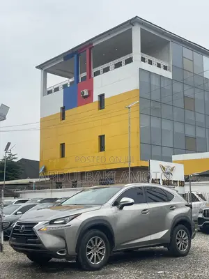 Lexus NX 2017 Gold