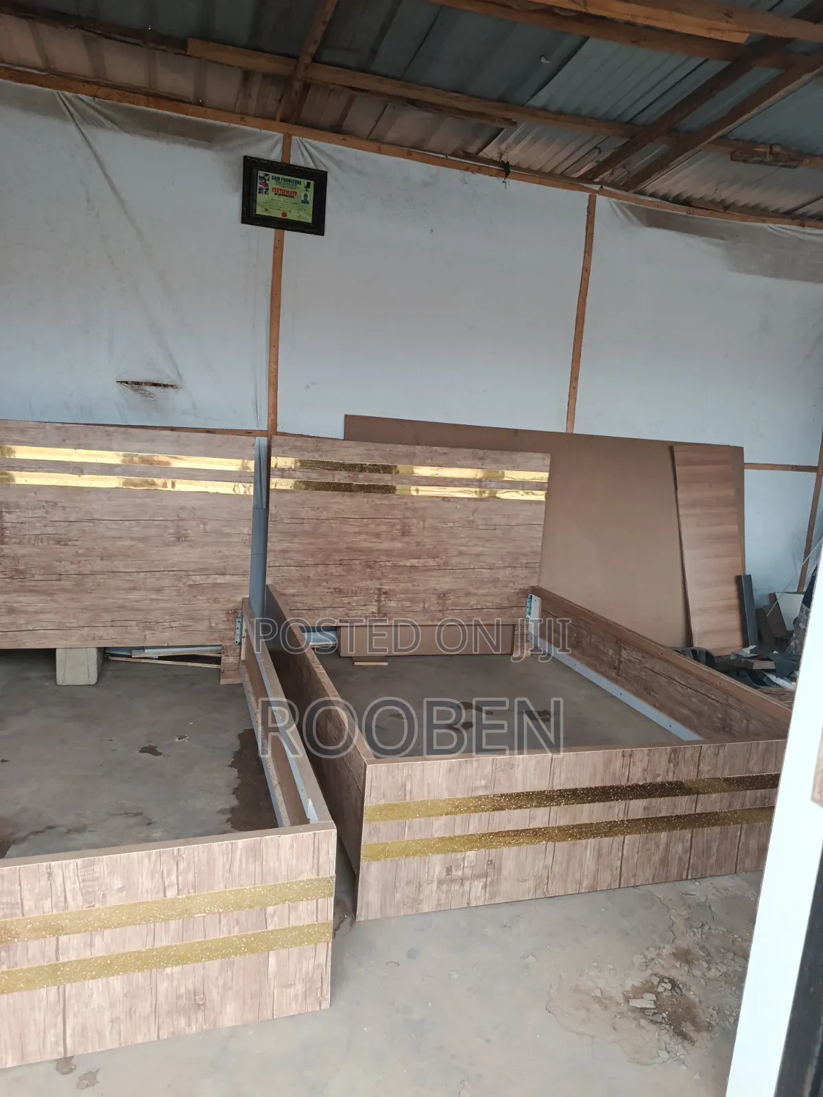 41⁄2 by 6ft HDF Bedframe