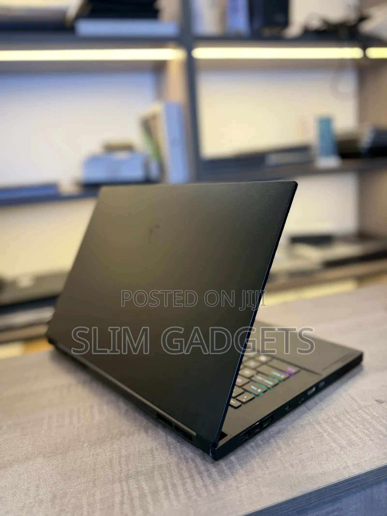 Laptop MSI GS66 Stealth 11UH 64GB Intel Core i9 SSD 1T