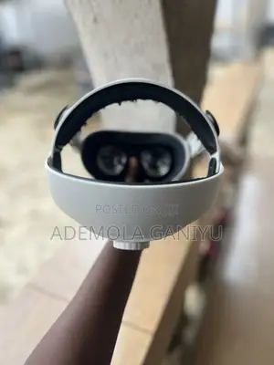 Meta Oculus Quest 2