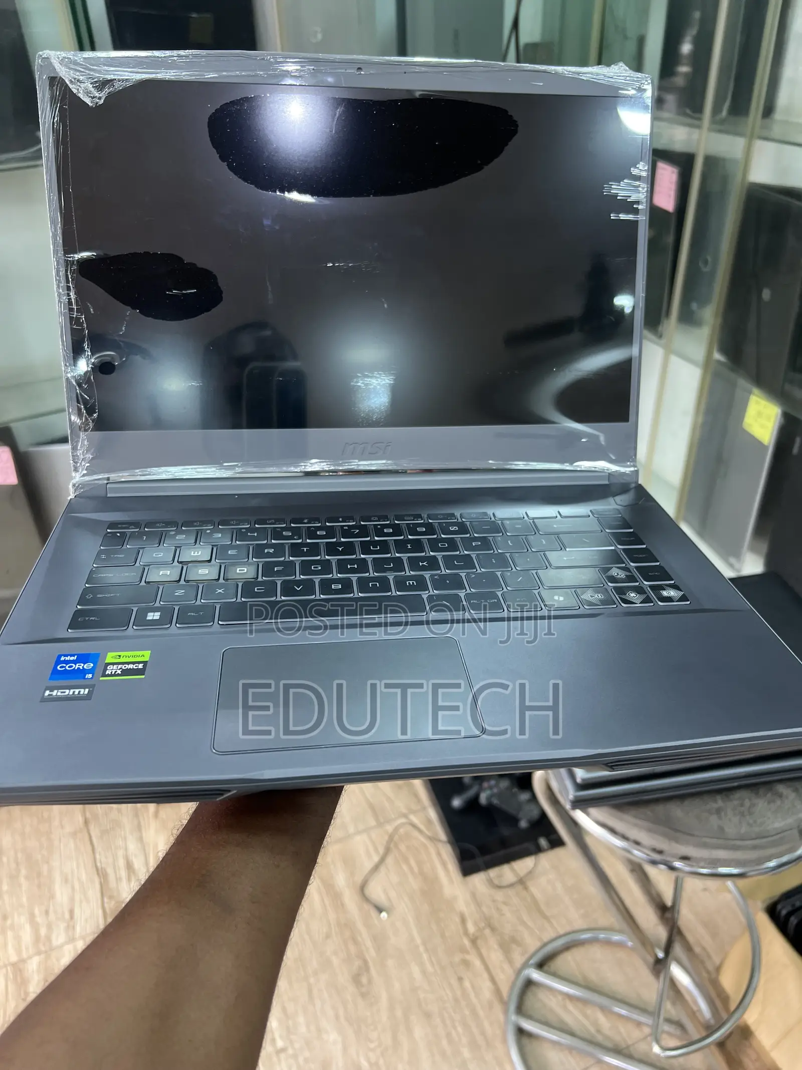 Laptop MSI GF65 Thin 10UE 16GB Intel Core i5 SSD 512GB