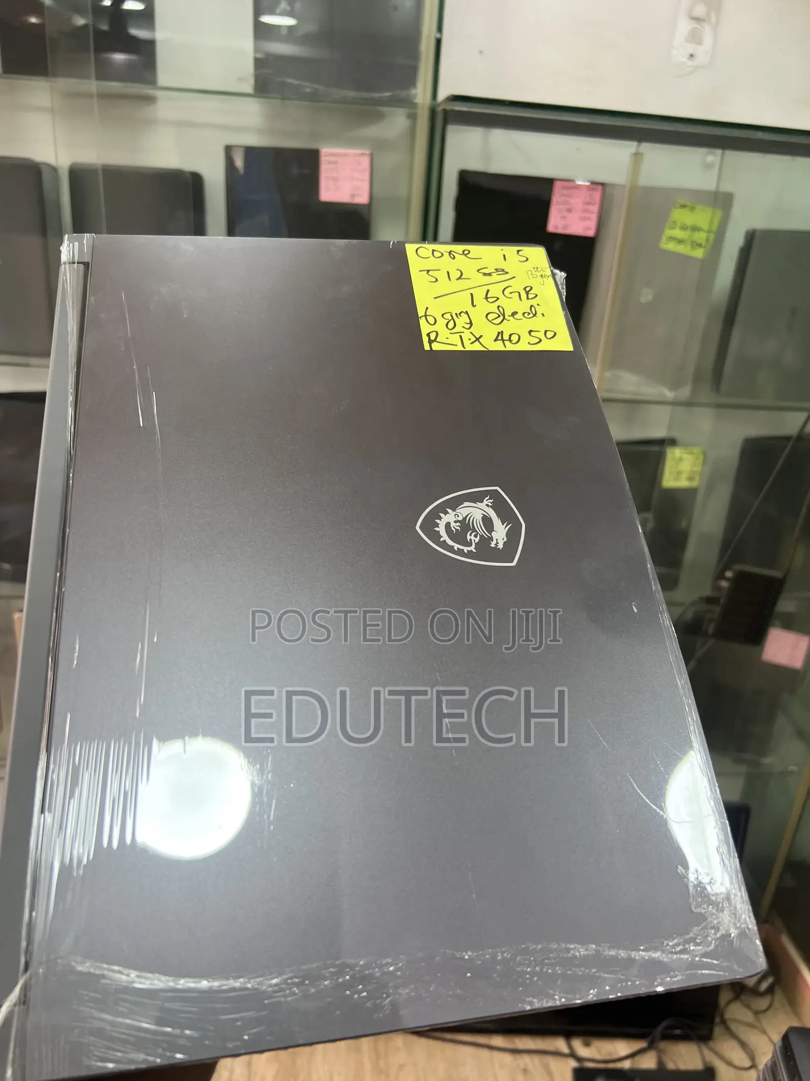 Laptop MSI GF65 Thin 10UE 16GB Intel Core i5 SSD 512GB