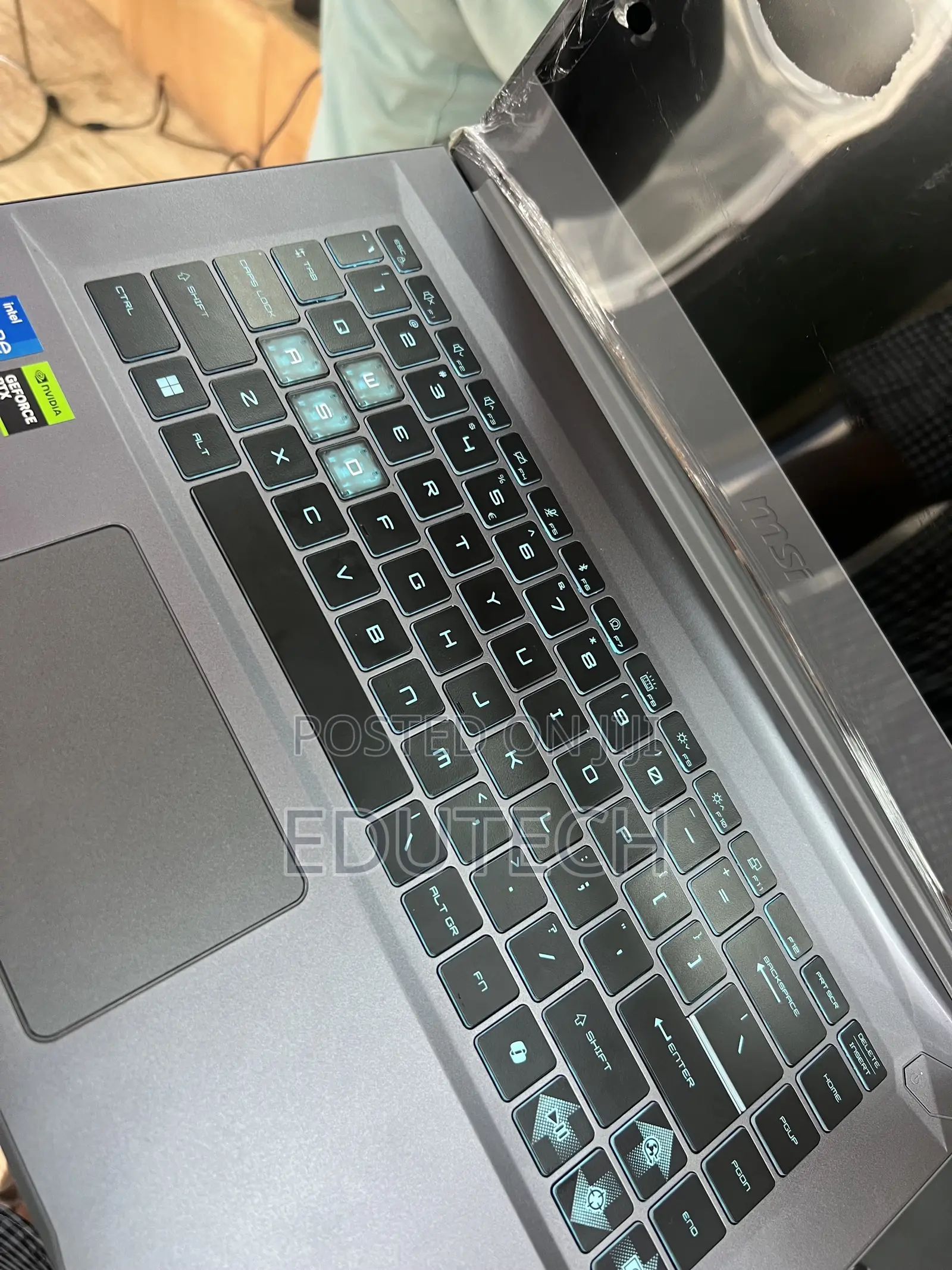 Laptop MSI GF65 Thin 10UE 16GB Intel Core i5 SSD 512GB