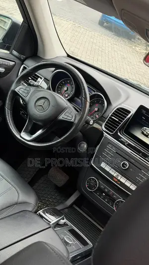 Mercedes-Benz GLE-Class 2016 Gray