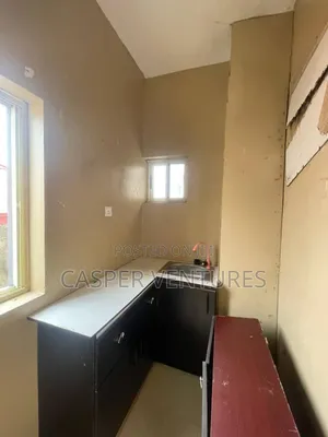 Mini Flat in Canal West, Osapa london for rent