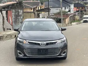 Toyota Avalon XLE 4dr Sedan (3.5L 6cyl 6A) 2015 Gray
