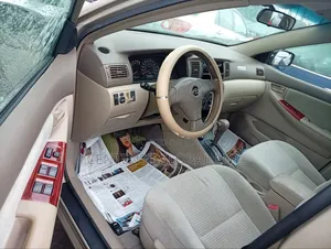 Toyota Corolla 2006 Gold