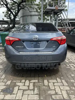 Toyota Corolla LE (1.8L 4cyl 2A) 2019 Gray
