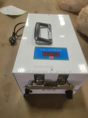 Debeaking Machine With Counter