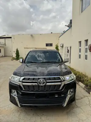 Toyota Land Cruiser 2012 Black