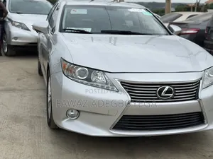 Lexus ES 2013 Silver