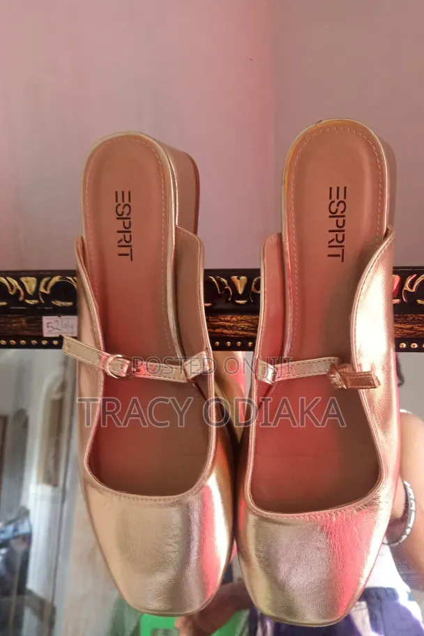 Ladies Shoes