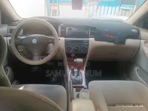 Toyota Corolla LE 2004 Gold