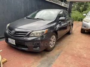 Toyota Corolla 2013 Gray