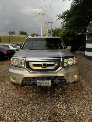 Honda Pilot 2010 Silver