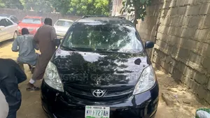 Toyota Sienna 2005 Black