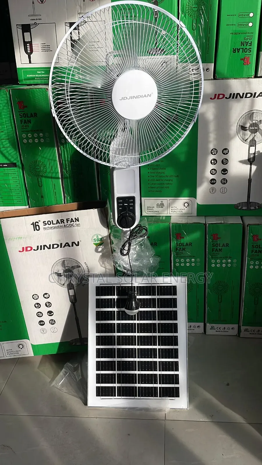 16" Jd Solar Rechargeable Fan
With Free Solar Panel Light Bulb 
