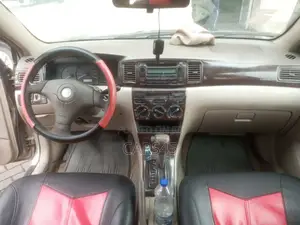 Toyota Corolla 2007 Gold