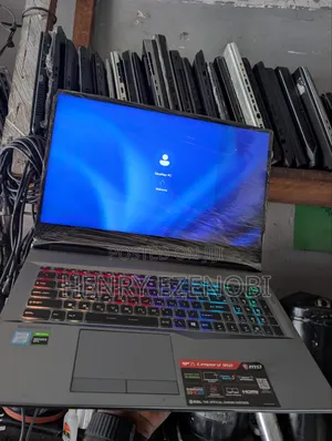 Laptop MSI GP75 Leopard 16GB Intel Core i7 HDD+SSD 512GB