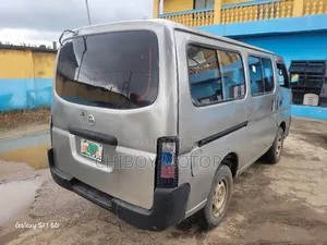 Nissan Caravan (Urvan) 2008 Silver