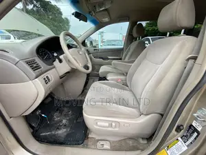 Toyota Sienna LE AWD 2005