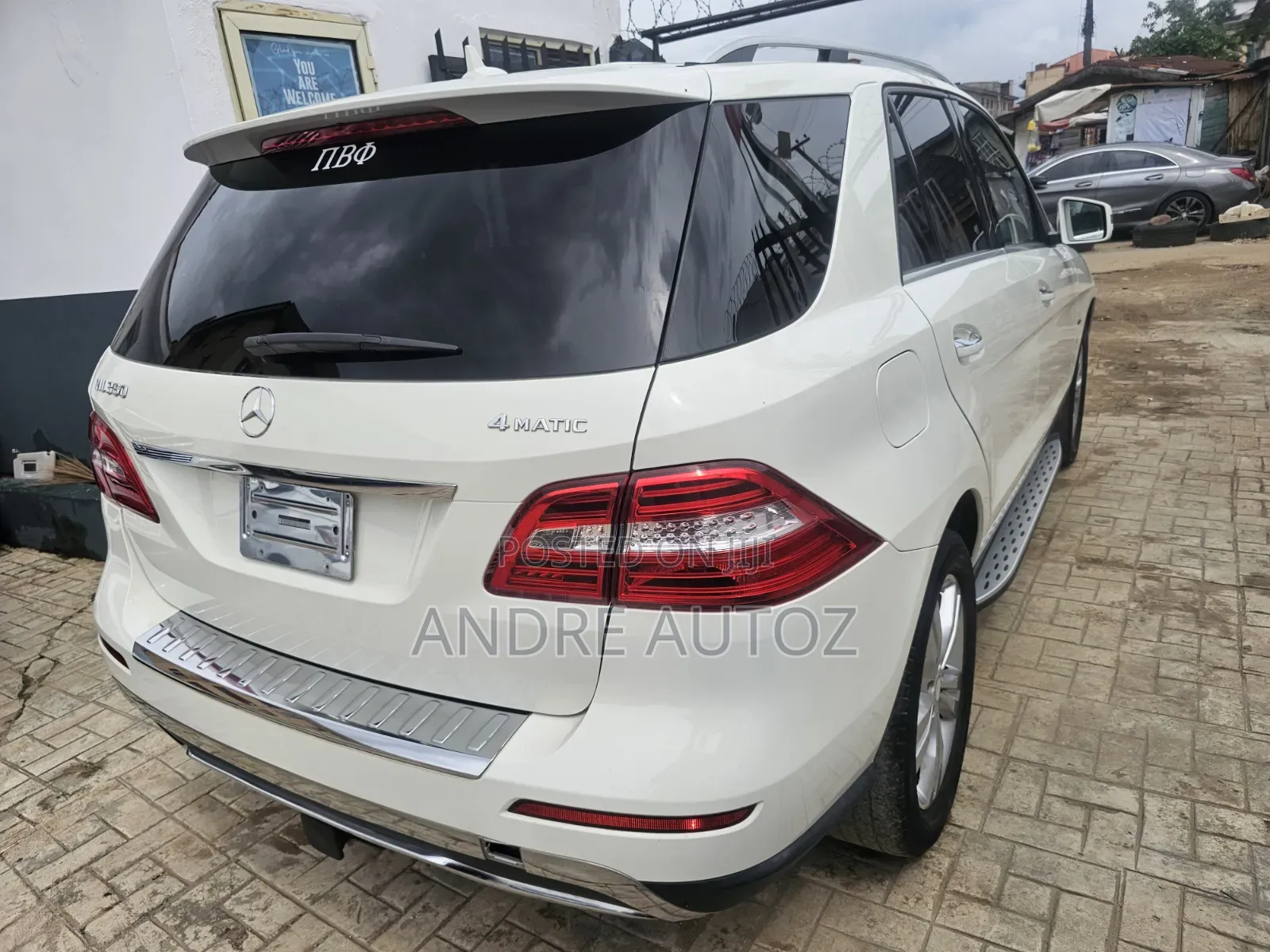Mercedes-Benz M Class 2013 White