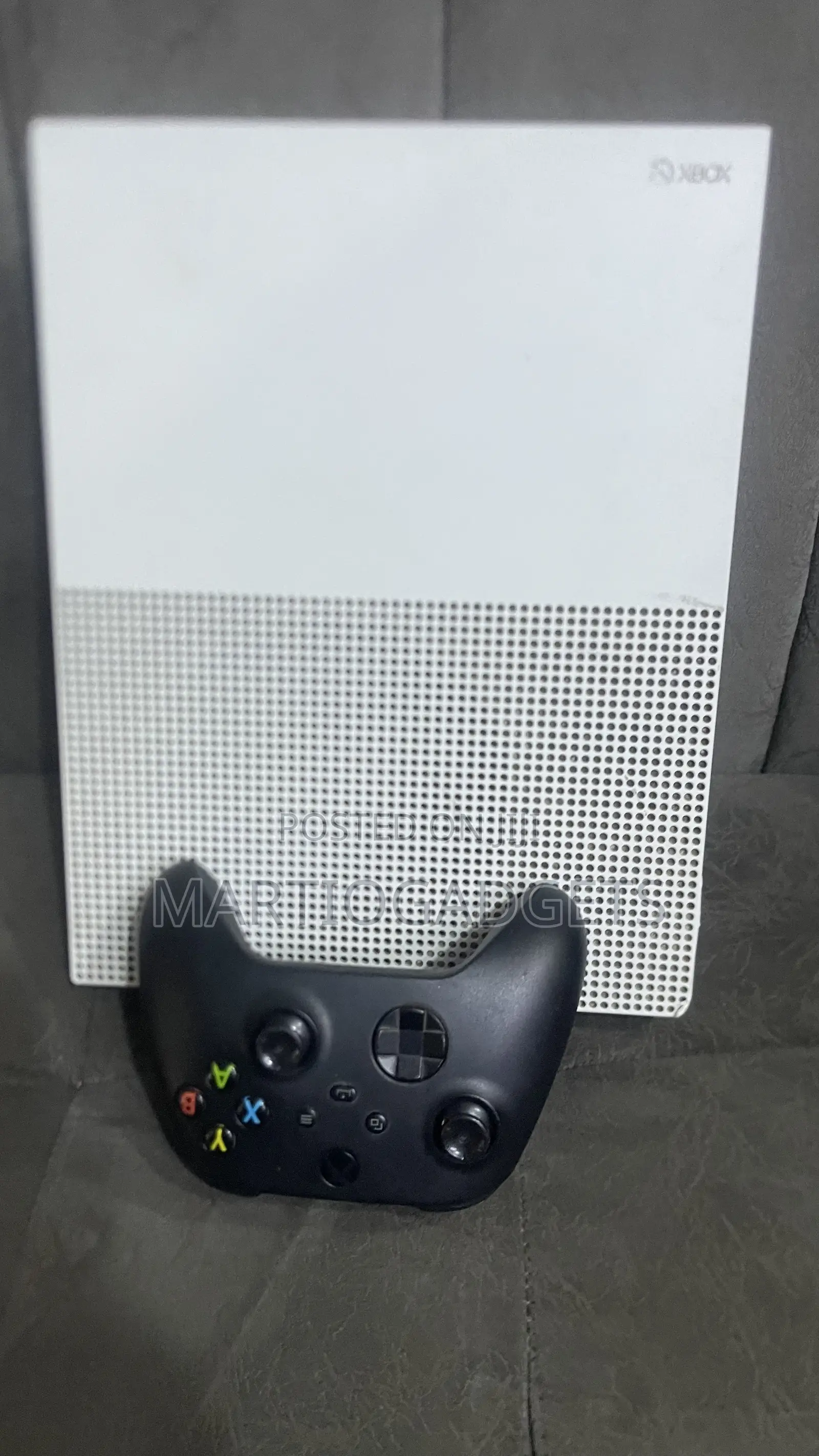 Microsoft Xbox One S