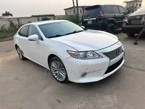 Lexus ES 2014 White