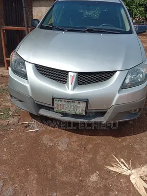 Pontiac Vibe Automatic 2004 Silver