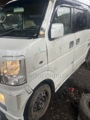 Suzuki Every 2015 White