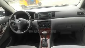 Toyota Corolla 2005 Gray