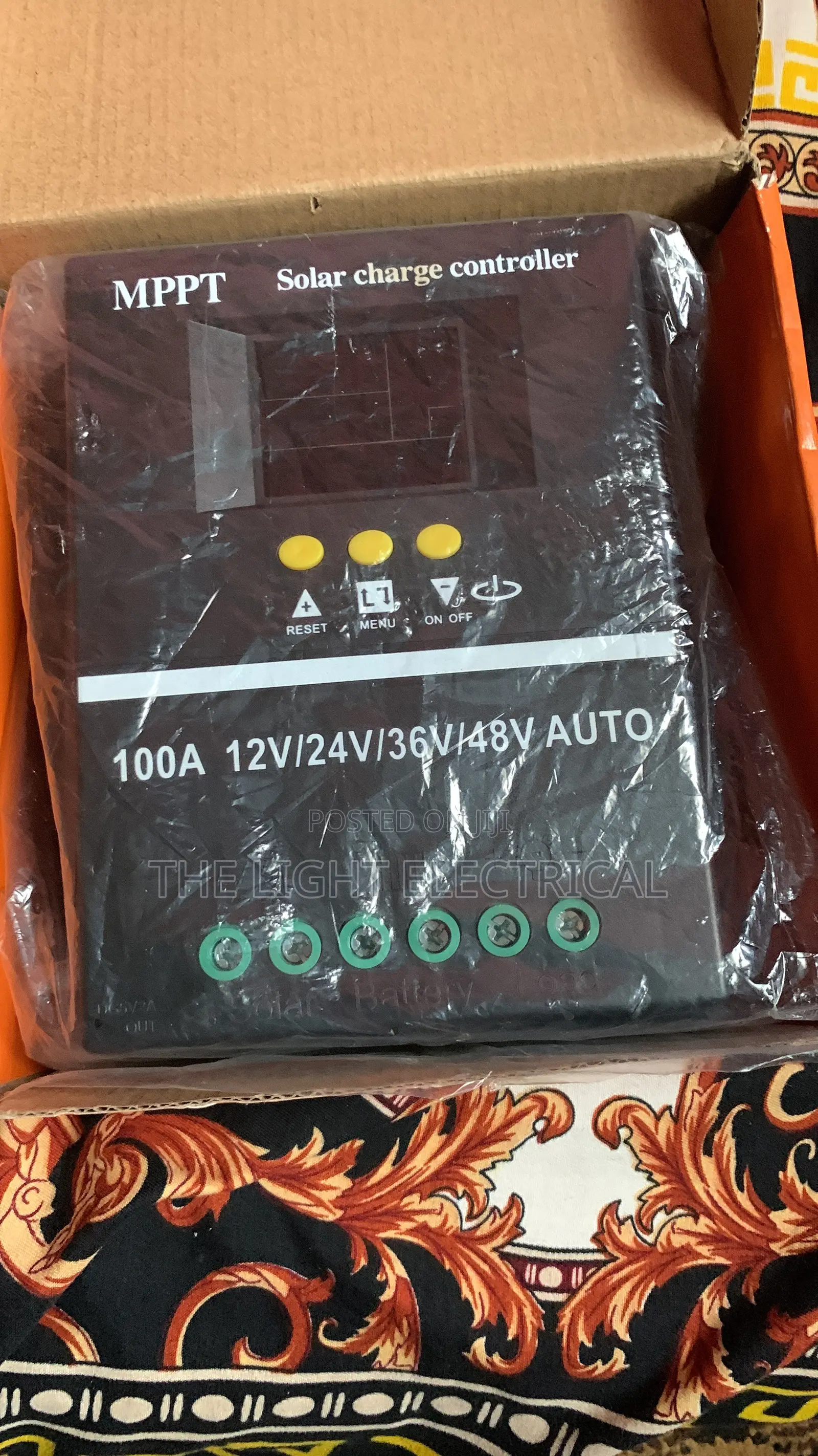 MPPT Charge Controller