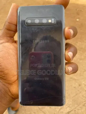 New Samsung Galaxy S10 128 GB Black