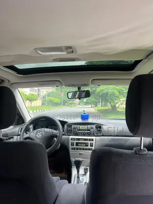 Toyota Corolla 2004 Silver