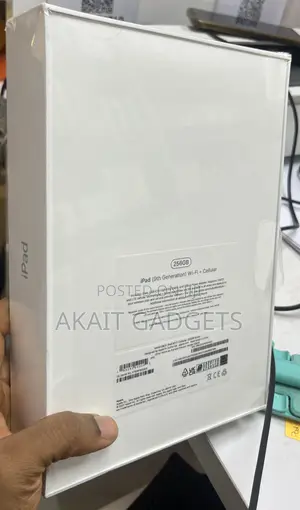 New Apple iPad 10.2 (2021) 256 GB Silver