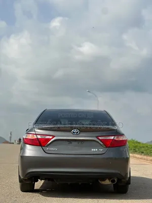 Toyota Camry 2017 Gray