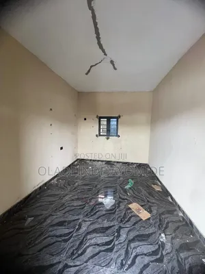 Shop for Rent at Okun Ajah Round About