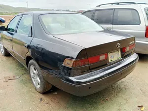 Toyota Camry Automatic 1999 Black